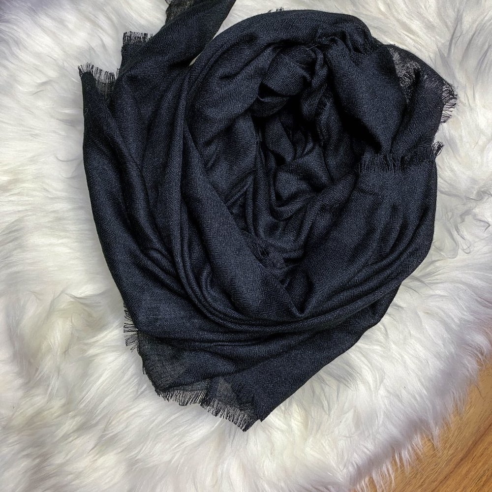 Black Urban Outfitters Lightweight Black Scarf - Picture 10 of 10